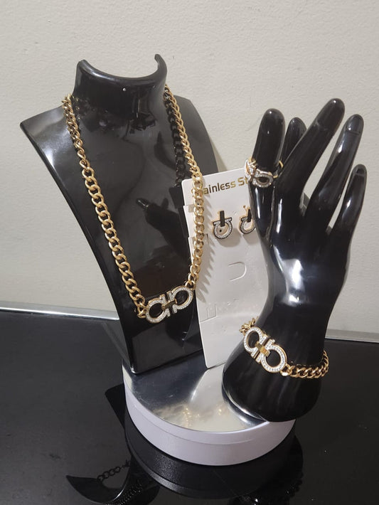 Chain, necklace, earrings, Goumet, bracelet  Bagring