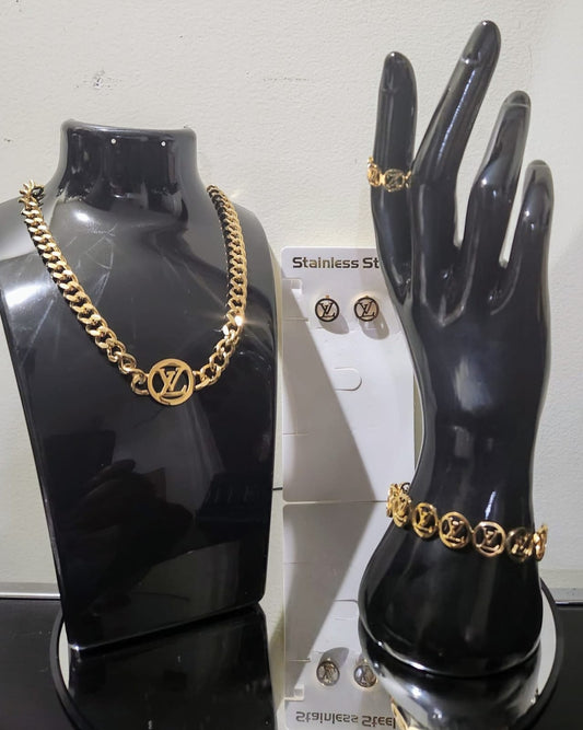 Chain, necklace, earrings, Goumet, bracelet  Bagring